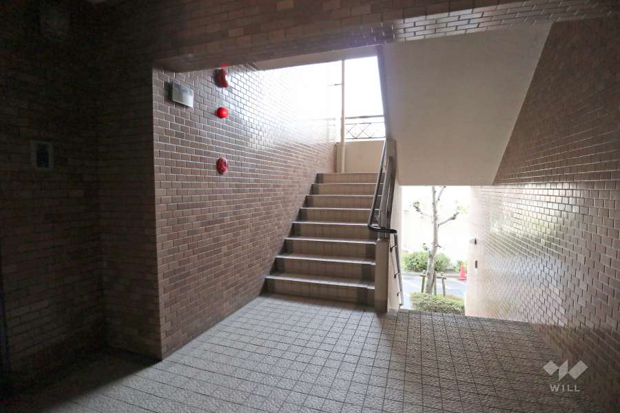 共用階段