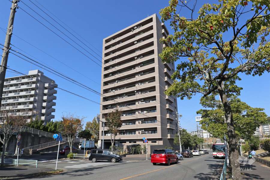 フレスト春日井中央台の外観(南東側から）