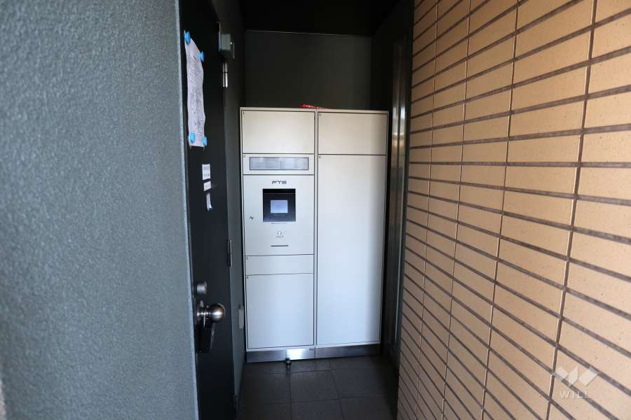 宅配ボックス