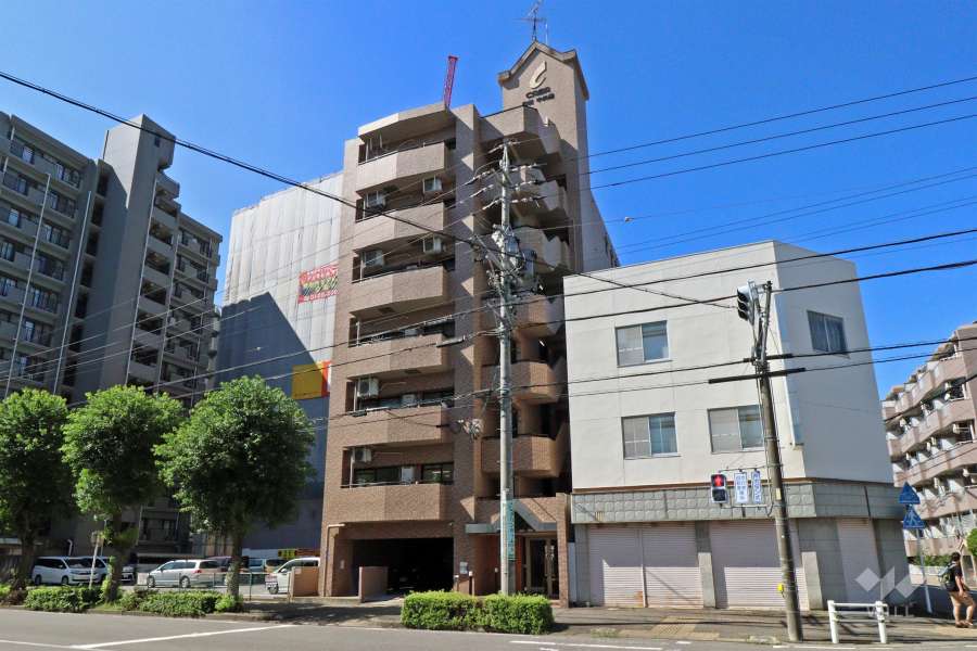 カーサ日新中央通の外観（北東側から）