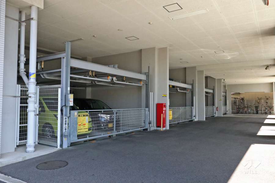 敷地内駐車場（屋内機械式）