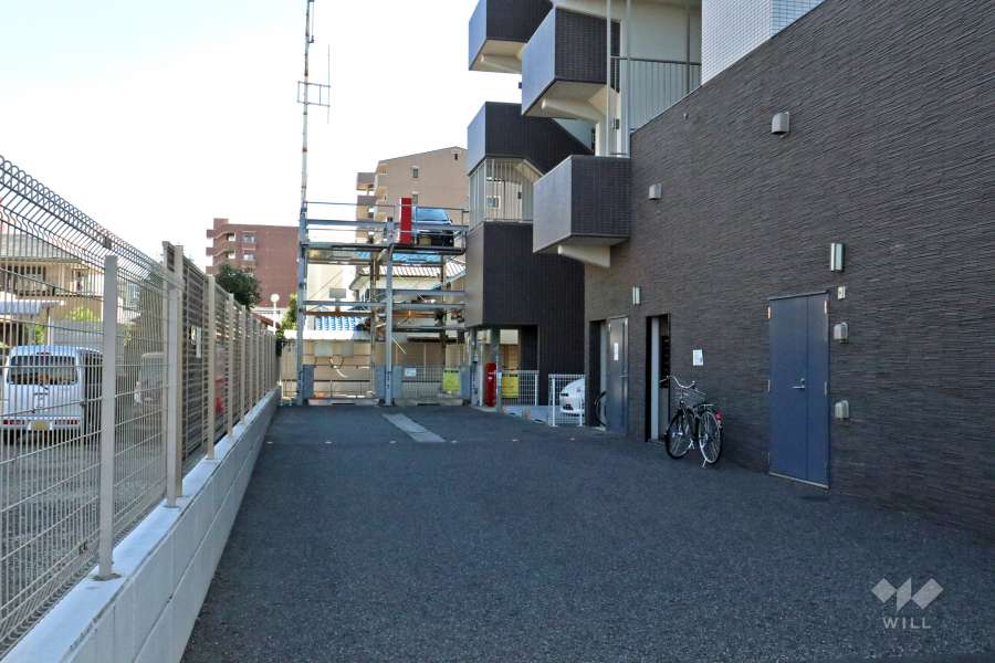 敷地内駐車場（屋外機械式）