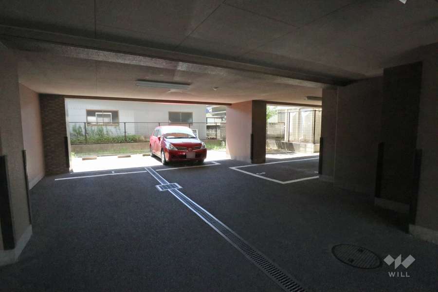 敷地内駐車場（屋内平面式・屋外平面式）