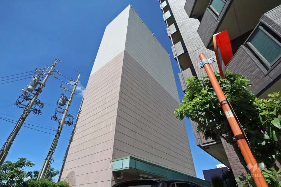 敷地内駐車場（タワー式）