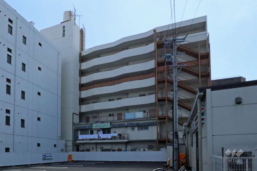 サンライフマンション鳥居松の外観（北西側から）