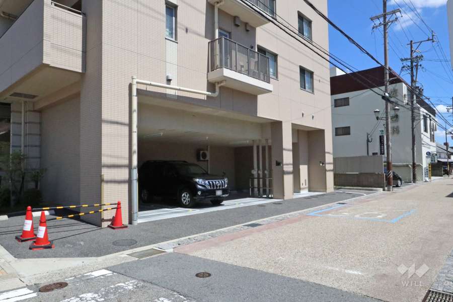 敷地内駐車場（屋内平面式）