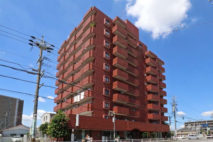 コープ野村春日井の外観（東側から）
