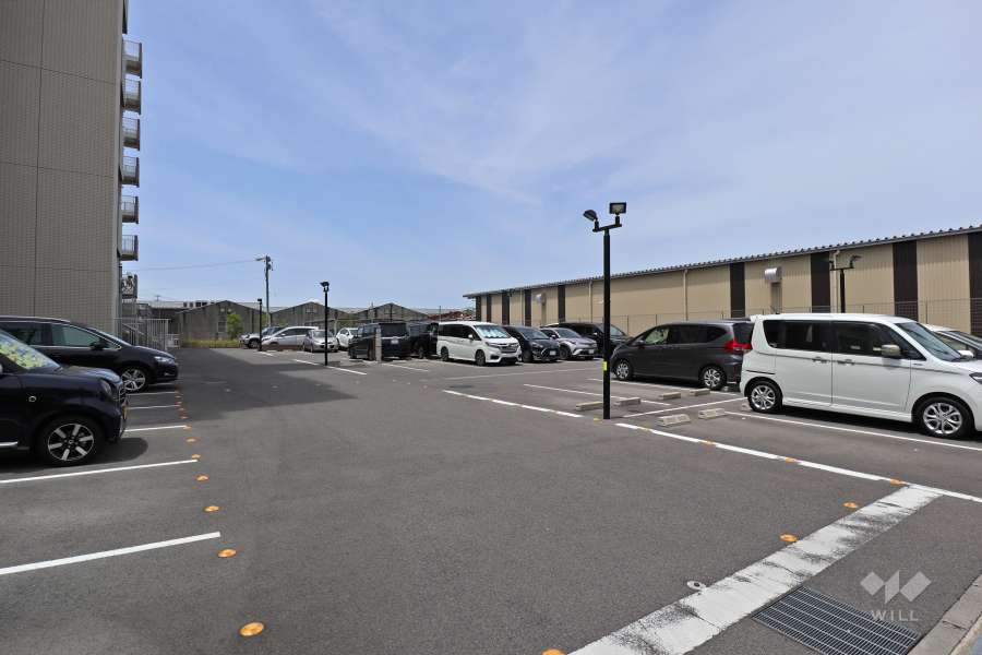 敷地内駐車場（屋外平面式）