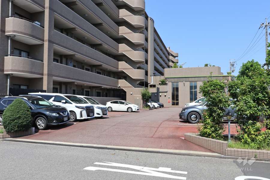 敷地内駐車場（屋外平面式）