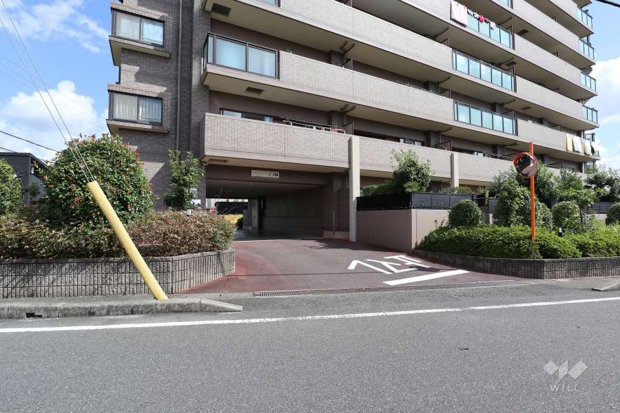 駐車場の出入口