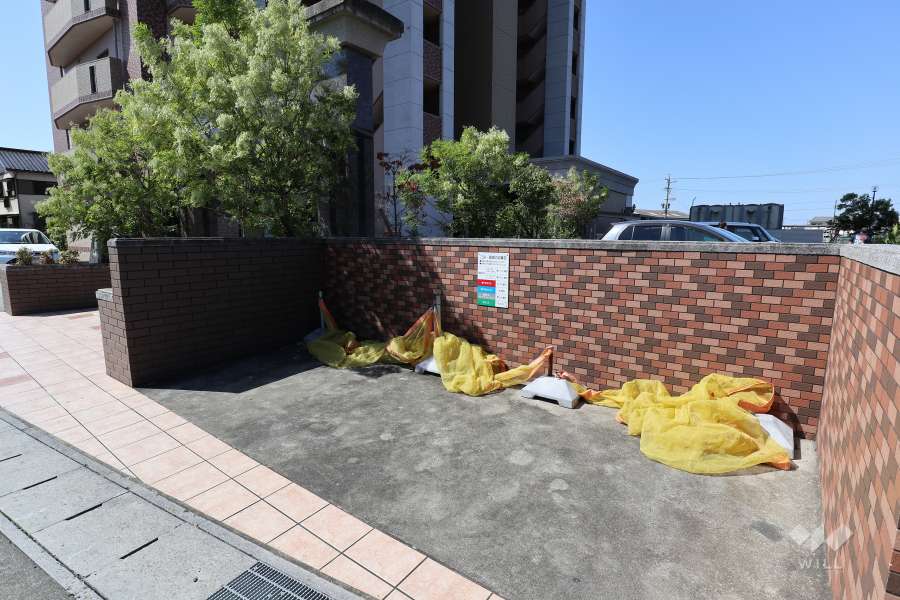 ゴミ置き場