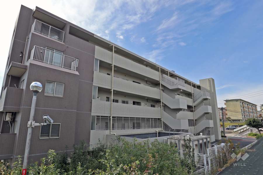 プリオール藤山台の外観（北東側から）