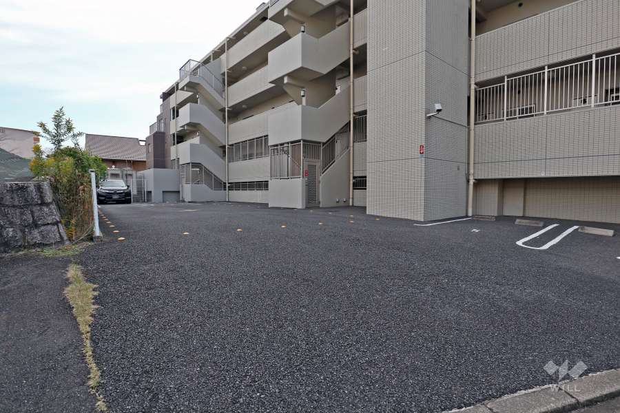 敷地内駐車場（屋外平面式）