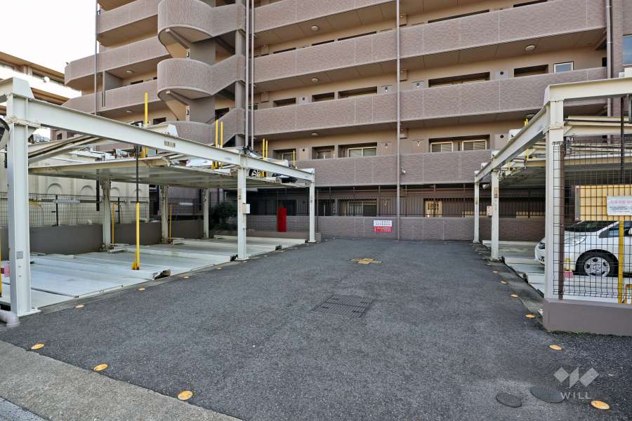 敷地内駐車場（屋外機械式）