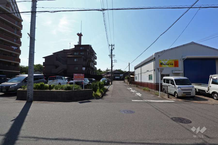 敷地南東側の前面道路