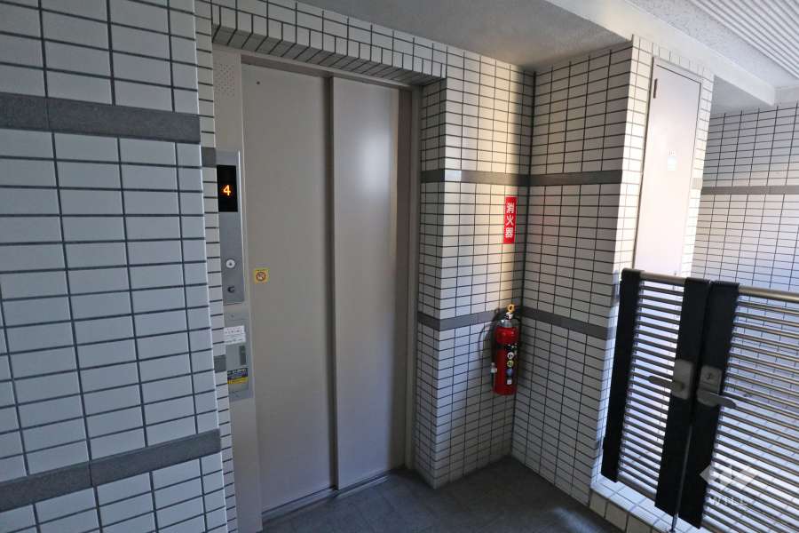 グローリアス高蔵寺エレベーター