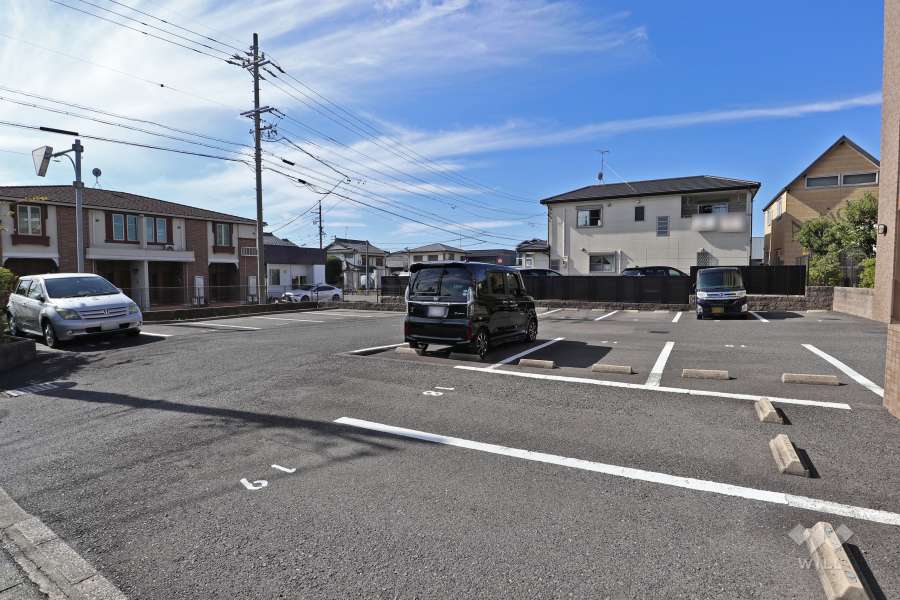 敷地内駐車場（屋外平面式）