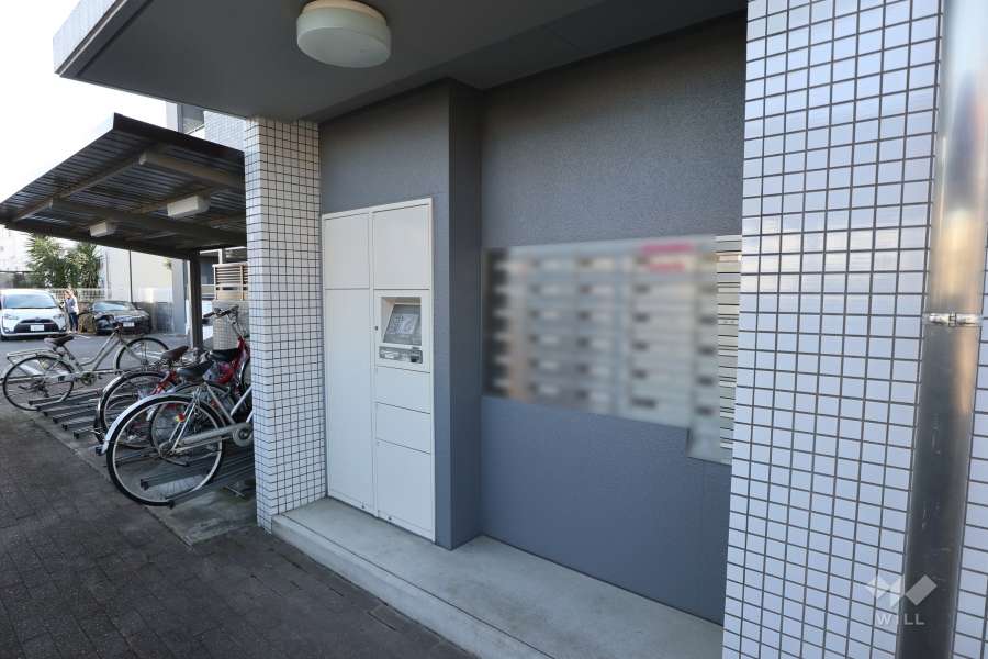 共用ポストと宅配ボックス