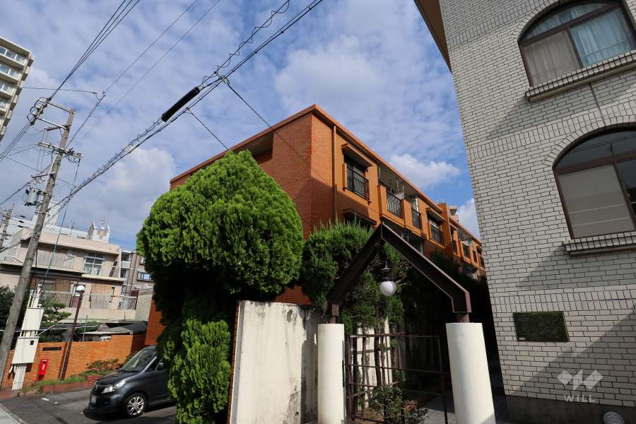 五大コーポ八事の外観（南西側から）