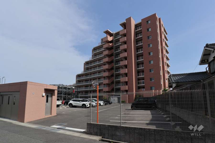 バンベール美濃町公園の外観(北西側から）