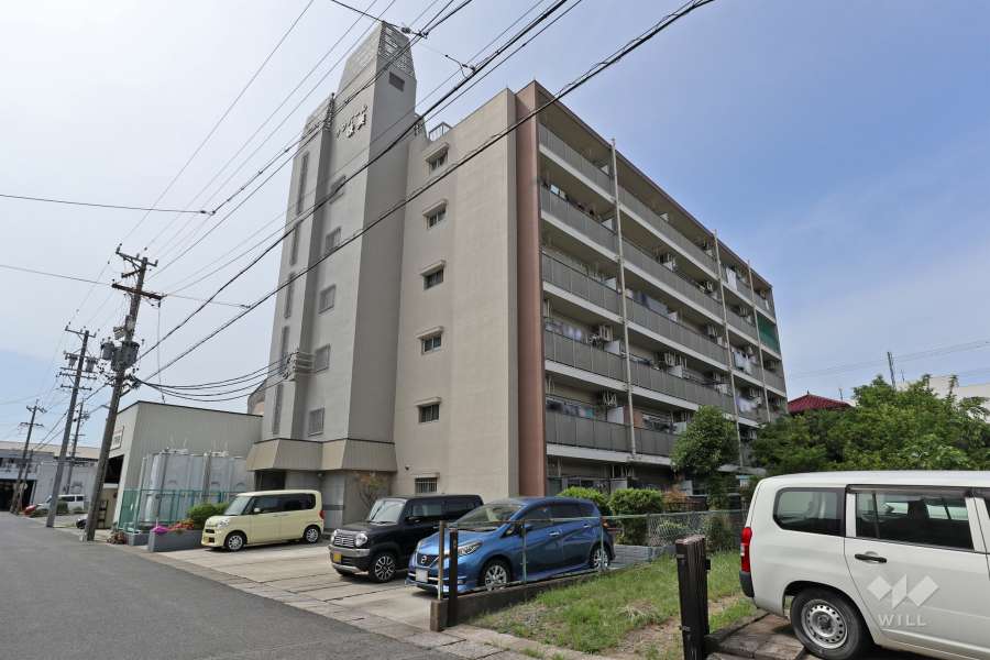 サンパール味美の外観（南東側から）