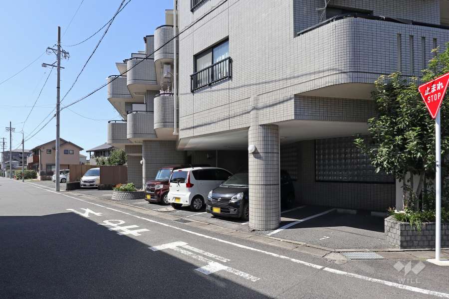 敷地内駐車場（屋内平面式・屋外平面式）