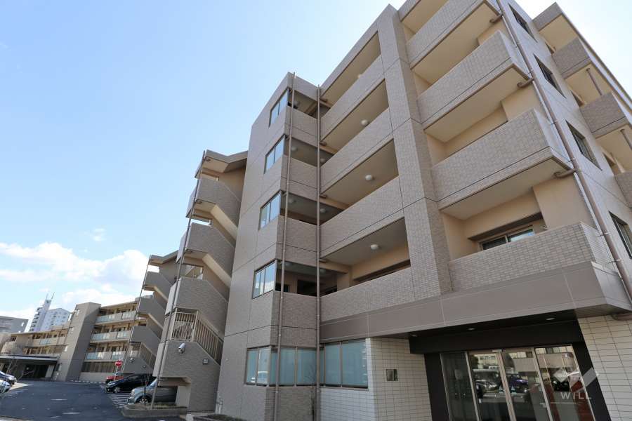 カルティア長久手の外観(北西側から)