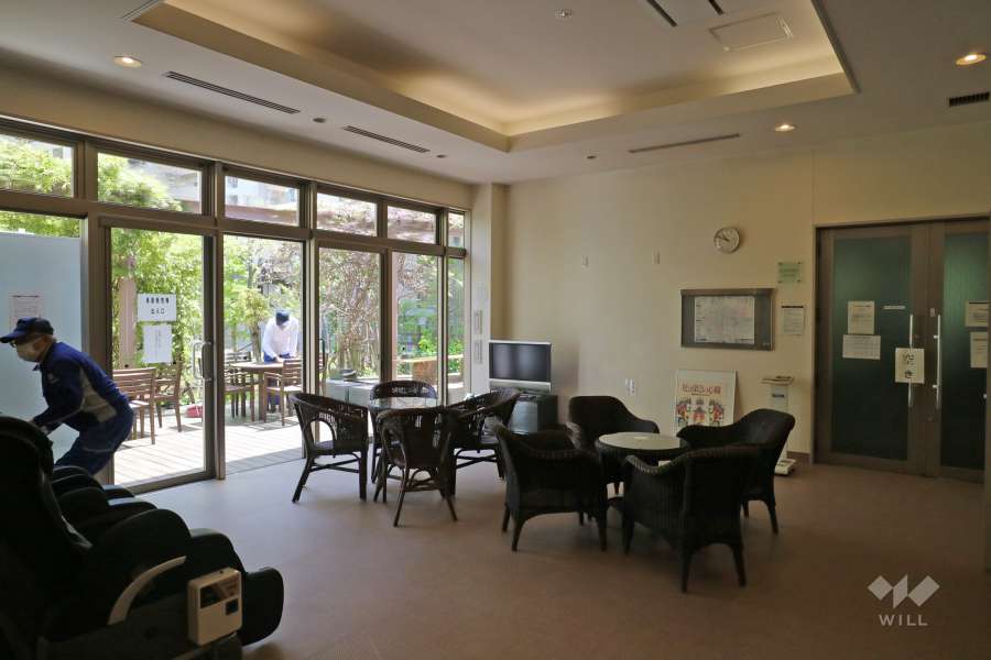 スパハウス（温浴棟）のスパラウンジ