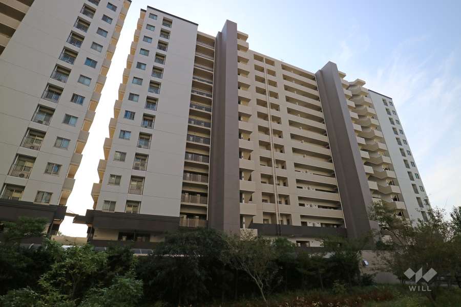 プレシアスシティザ・シーズンズＣ棟の外観（北東側から）