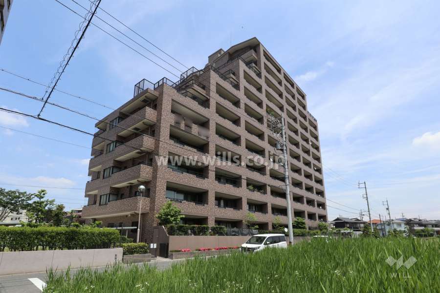 ファミール藤ヶ丘3番館の外観（南西側から）
