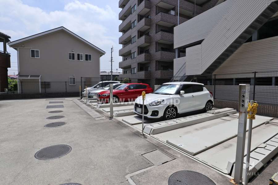 敷地内駐車場（屋外機械式）