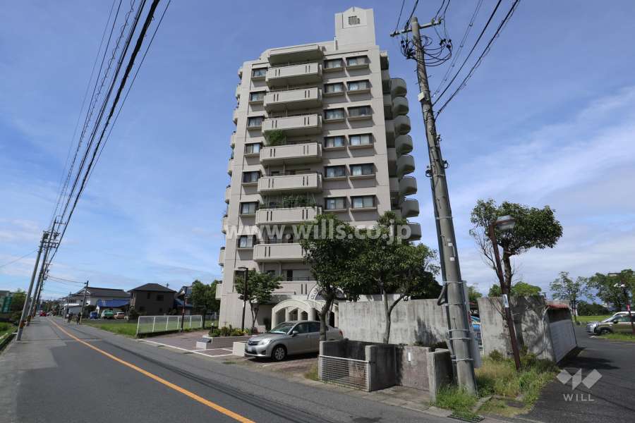 グローリアス長久手の外観（北東側から）