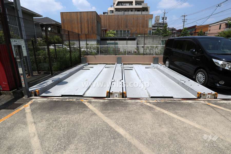 敷地内駐車場（屋外機械式）
