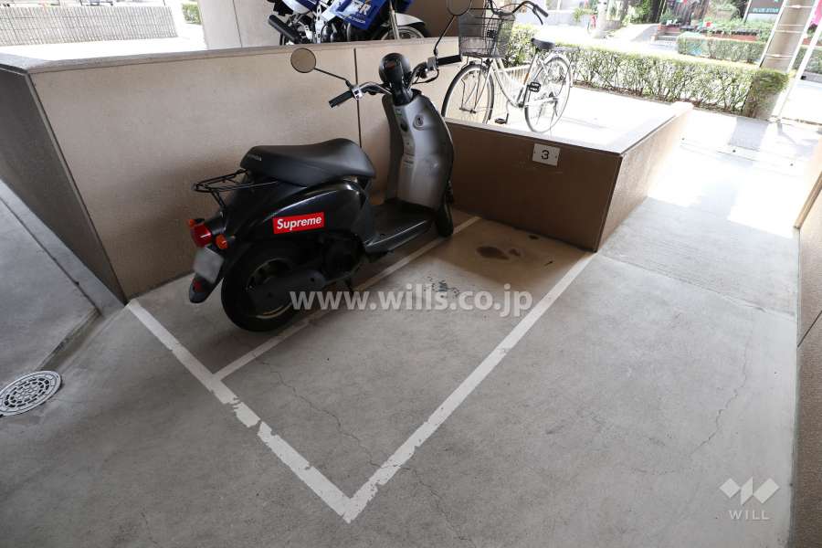 バイク置場