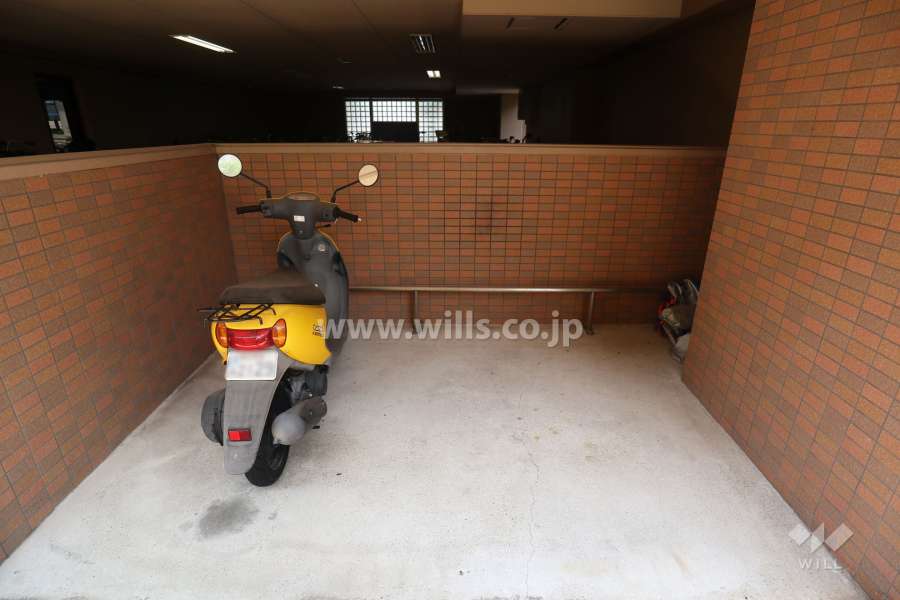 バイク置場