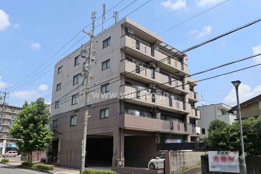 ユニーブル長久手の外観（南西側から）