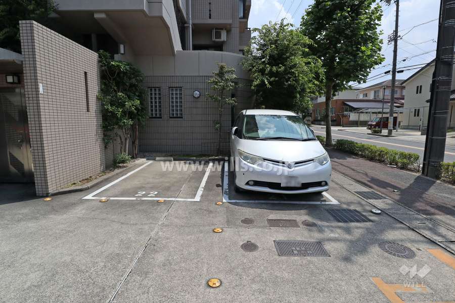 敷地内駐車場（屋外平面式）