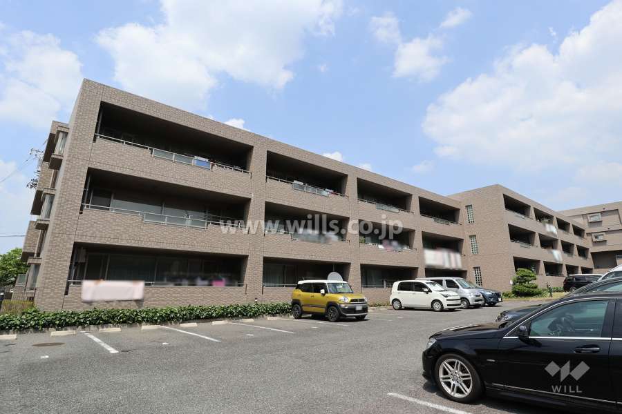 ユニーブル長久手ヒルズ壱番館の外観（南西側から）