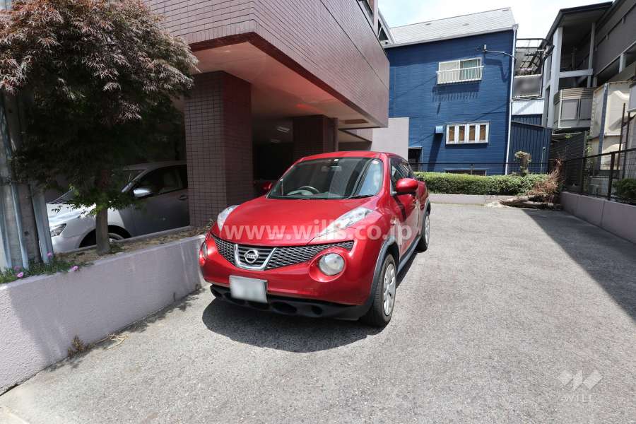 敷地内駐車場（屋外平面式）