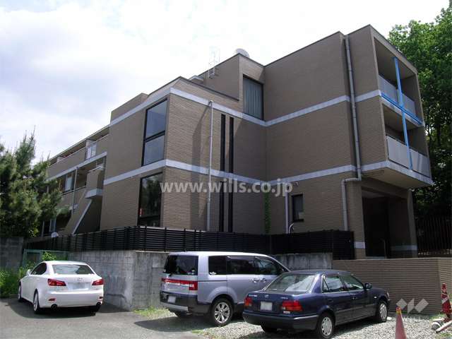 アービング豊中岡町の外観（南西側から）