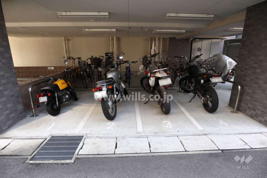 バイク置場