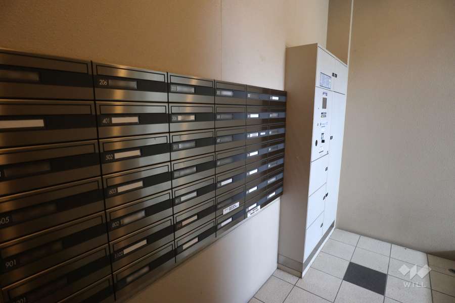 宅配ボックスと共用ポスト