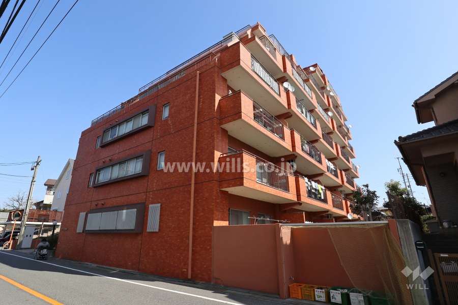 グリーンハイツ藤ヶ丘の外観（南西側から）