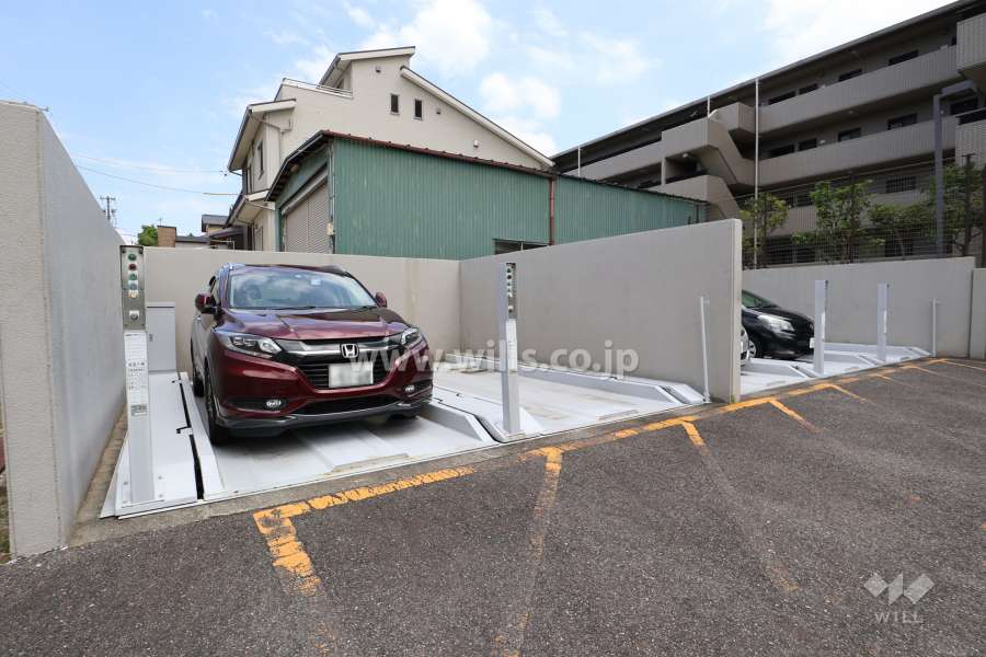 敷地内駐車場（屋外機械式）