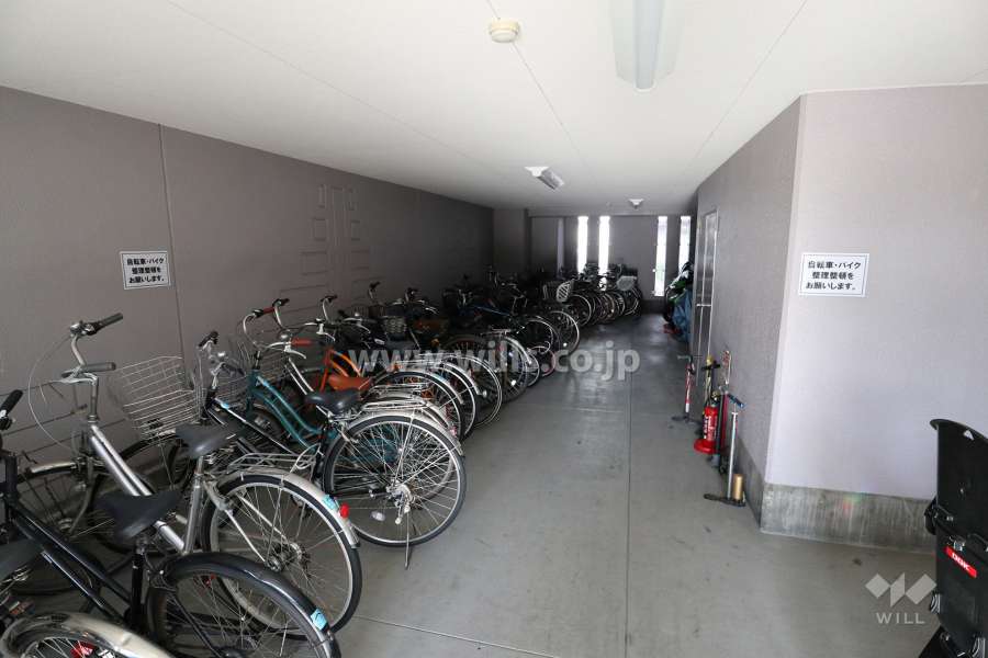 駐輪場