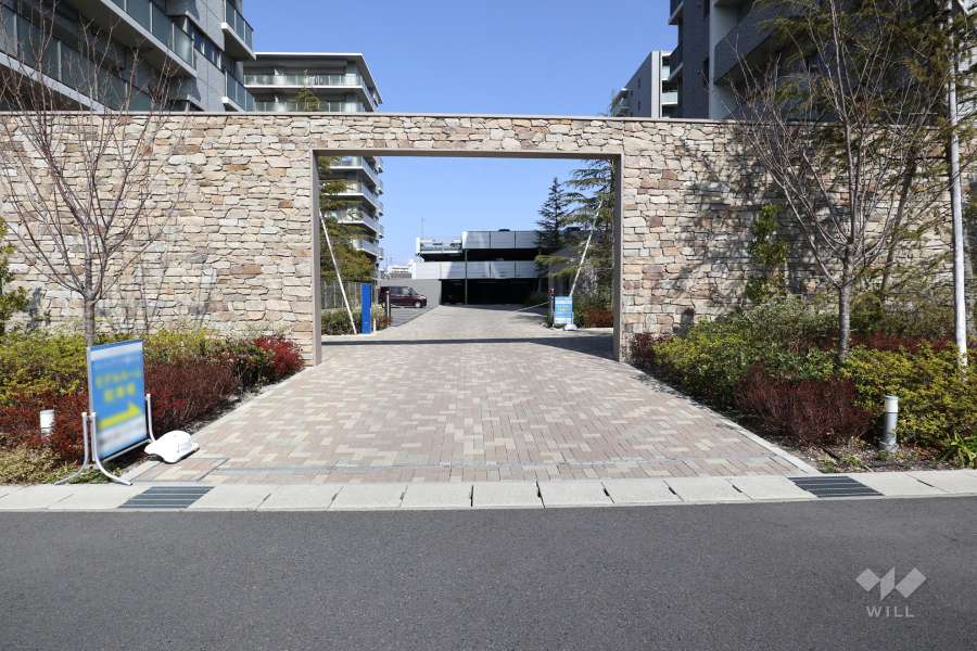 駐車場出入口