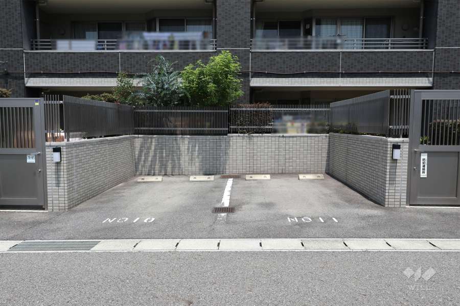 敷地内駐車場(屋外平面式)