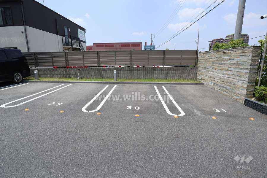 敷地内駐車場（屋外平面式）
