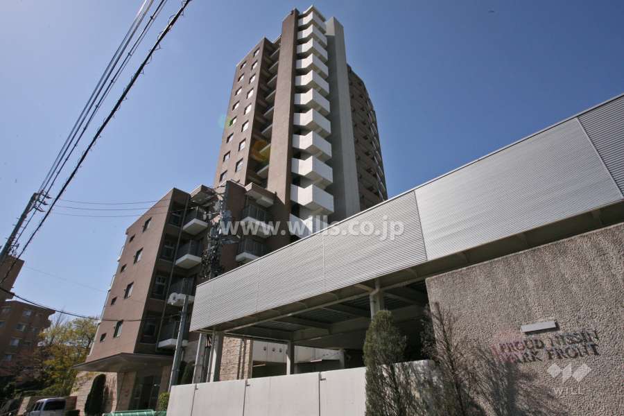 プラウド日進パークフロントの外観(東側から)
