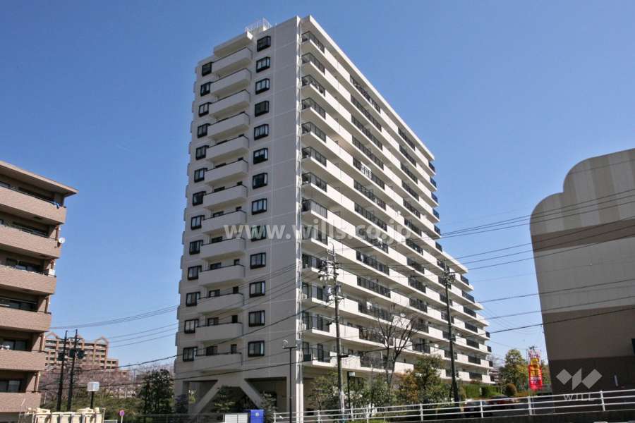 日進パークマンションの外観(南西側から)